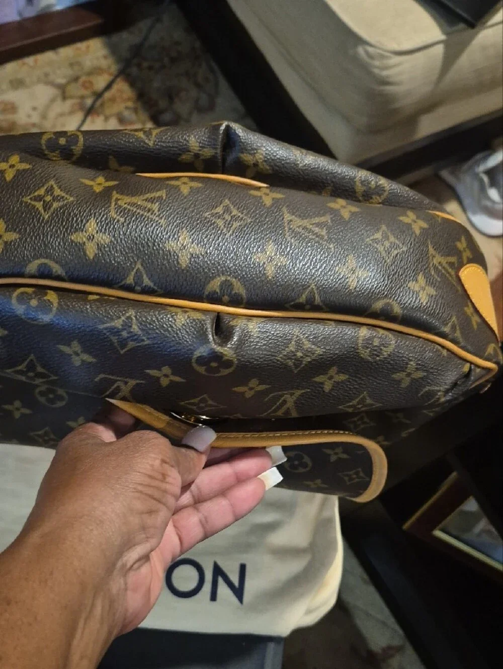 Louis Vuitton Monogram Tulum GM